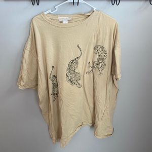 urban outfitters yellow tiger graphic tee